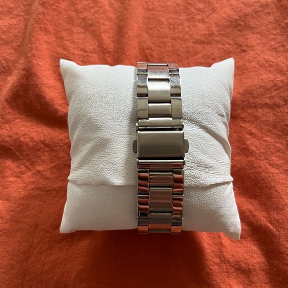 PX Silver Arctic Watch - Picture 3 of 3